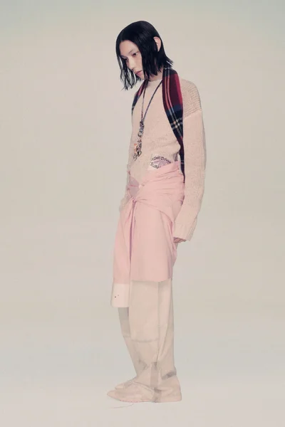 Look 18